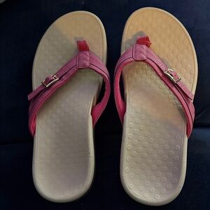 Vionic Pink and Cream Women's Sandals